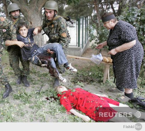 дело не в этом. дело в том, что таким вещам, как цифровое фото сейчас доверять нельзя, к сожалению. 
вот, например, 2008 год. все знают, по-моему.