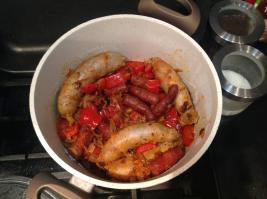 С небольшими коректировками на копченое мясо, заменено охотничими колбасками!