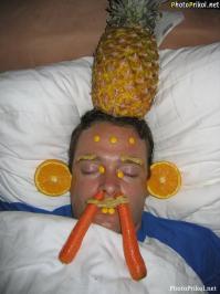 А вот и хозяин котэ))