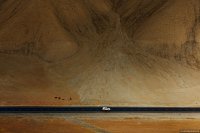 Фотограф бежал наперегонки с машиной? ))