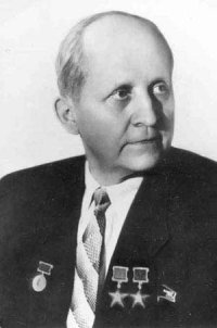 Не узнал, больше привык к