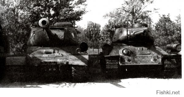 Про конъюнктурную версию о смене КВ на ИС я не встречал. Дело в том, что ИС разрабатывался под влиянием идеи о танке с габаритами среднего, но броней и вооружением тяжелого (на фото - сравнительные размеры КВ и Т-34-76 и ИС-2 и Т-34-85).
Насколько я могу судить, ИС - результат глубокой модернизации танков КВ. Погон башни был уширен, башня установлена другая, изменены двигатель и трансмиссия по сравнению даже с КВ-1С. Сами же КВ модернизировать было сложно, по сути модернизация означала разработку нового танка. 
Кстати, о развитии КВ я писал в своих предыдущих постах