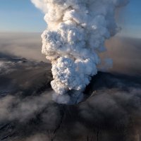 Любое извержение завораживает, вот наша Ключевская сопка к примеру