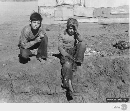 Автор учи историю дебил.Вот к примеру фото времён великой дипресии США 30ых годов