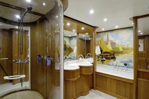 точно,вся,как есть.вот ДУХОВНАЯ жизнь кирилла-табачника(гундяева).он блажен,ибо нищий духом.это его скромная лодочка яхта Паллада