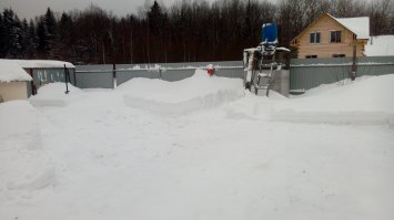 Это Ваше мнение. Да, каждый дрочит так как хочет. Каждому свое. Да, пусть мне до работы 100 км в один конец. За то редко. Работаю из дома. И жена работает дома. За то шашлык - в любой момент!