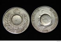 А у меня завалялась вот такая монетка.
Бразилия 1875год, 2000 REIS- Два номинала Редкость.
Могу продать