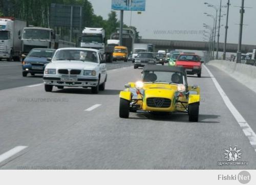 А у меня похожая, только Caterham Seven. Caterham, вроде единственный правообладатель модели Seven. Остальные - реплики