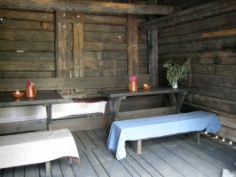 А я в Саванлине в таком заведении был, много отдельных домиков коим более ста лет собранных в виде рыбатцкой деревушки.