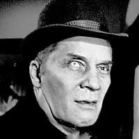 Жуткий макияж в виде огромной дыры в глазу 