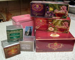 Ребята! Самый вкусный чай - Краснодарский байховый чай в брикетах (между прочим - самый северный чай)
Я пью только его - не надоедает! И свое, родное))