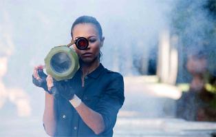 Зои Салдана - Коломбиана