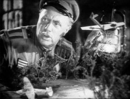 ХХIвек на дворе; даже при наличии ИК-излучателей, распознаются элементарно + их заведомо открытое расположение. А истребитель на газоне,- это, вообще, жесть...