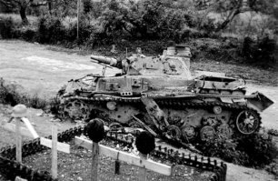 Какая-то однобокая подборка. В ней явно недостает вот таких вот фотографий