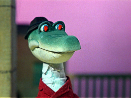 Дьявольский взгляд из темноты