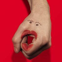 По клубам не шляется, не бухает и не изменяет. РекоменДУЮ