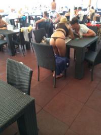 Красивая попа.