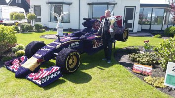 Истинный фанат.