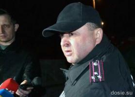 по уничтоженному вчера полковнику нацгадов
Jul. 24th, 2014 at 10:05 AM

Вчера, под Лисичанском, уничтожен полковник нацгадов александр радиевский

Два месяца занимался подавлением народного антифашистского восстания Донбасса. Каратели из его части участвовали в неизбирательном применении тяжелого вооружения против гражданских объектов, в издевательствах и пытках над бойцами ополчения и их близкими. По данным контрразведки ополчения Новороссии, нацгвардейцы в/ч №3011 отметились мародерством в захваченных населенных пунктах и на поле боя. Радиевский командовал карателями в Славянске, Николаевке и Семеновке.

Так что передай привет музычко.

п.с. бейсболка в сочетании с погонами? Поубивал бы!