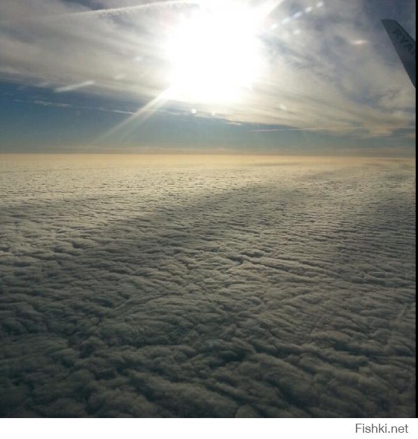 Небо с самолета.
