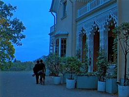 Дом Милвертона
Снимали: Ленинград, Петергоф, парк Александрия, дворец «Коттедж».