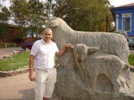 Вот он) ну и я попал в кадр, пардоньте)