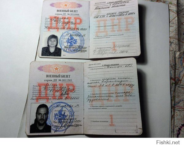 А тем временем в якобы взятом аэропорту кто-то пожег немного ваты. Интерестно кто?