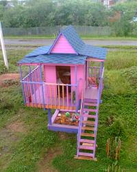 Я своей дочке вот такой сделал 6 лет назад. Теперь уже сыну по наследству перешел :)