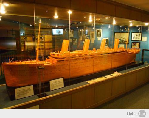 В Таиланде, в городе Паттая есть музей Рипли. Рекомендую зайти. В частности один из экспонатов этого музея - модель Титаника из спичек. Размер модели примерно около 4 метров, использовано около миллиона спичек.