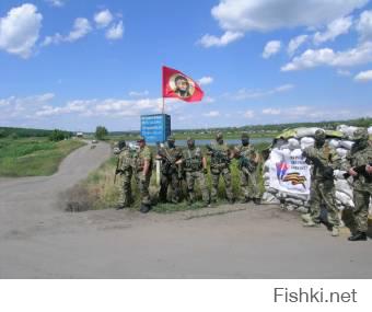 Религия - это один из видов самоидентификации народа.
Именно поэтому ее стремятся уничтожить.
Уничтожение православия - это один из способов уничтожения русского народа. 
Вам не нравится РПЦ? 
Но господа, Вы ведь смотрите в зеркало. Неча на зеркало пенять, коль рожа кривая. Наша церковь это всего лишь отражение нашего народа. Ведь, священники не рождаются где-то на Луне. Они такие же как и мы... Они плоть, от плоти наши. Так же как и депутаты, так же как и милиция, армия.

Раньше говорили - За Веру, Царя и Отечество! Под этим лозунгом войны русские вставали и шли в бой. Видимо либерастам и иудам прочим на память народную глубоко наплевать.
Царя уничтожили в 17, как веру уничтожат видать очередь отечества придет...

Вот скажите этим людям на снимке, что они в бой идут за "еврейского бога".