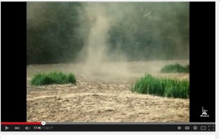 КАК ОНИ ЭТО СДЕЛАЛИ БЕЗ ФОТОШОПА?

Смотреть с 17:27, увы только на ютубе: