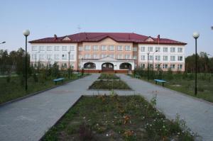 А это пару фотографий современного Верхнеказымского