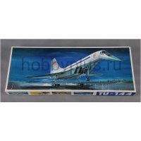 Даа, и была очень обширная серия сборных моделей самолетов производства ГДР, мы в 80е каждый день бегали в культовары и ждали их редкого появления. Качетво на то время было просто сказочное, яркая упаковка, алюминиевый тюбик с клеем и серебристой краской. Оформление то же было офигенным, цветастые коробки, на крышке изображение модели, на боковых гранях другие модели из серии. В основном выпускались в белом цвете пластика, но помню ИЛ-2 тот был из цветного и не требовал окраски