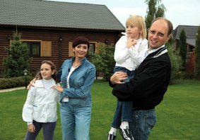 Если честное этот кусок дерьма уже надоел... по всем законам жанра в него должна уже молния попасть... сколько он натварил.... сколько невинных людей поубивали с подачки этой мрази....животное ещё размножается...