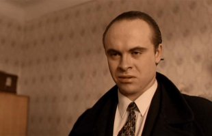 Атака двух питбулей на быка: финал