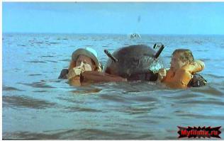 А если в каждую трубу вставить по свистку разной тональности, то можно ещё какую нибудь несложную мелодию нагазовать!
Я не знаю, не делал, в фильме видел. Там мент Семёнов прокурору предлагал.
:)