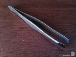 брови бы ему выщипать