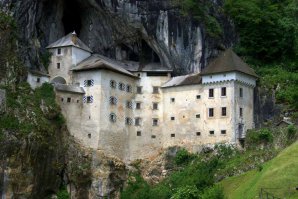 "Доспехи Бога" - первая часть. Предъямский замок - Словения.