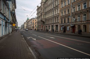 Да хорош, на Суворовском, в этом месте не парковался никто.