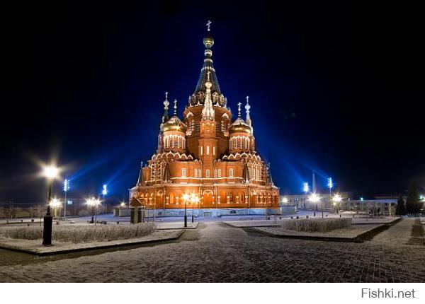 Я из Ижевска! На фото наш Свято-Михайловский Собор.
