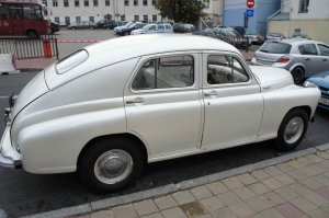 В 2012 гулял по Минску. Встретил вот этот экземпляр!