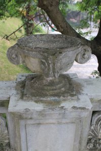 Здание бывшего вокзала в Гаграх