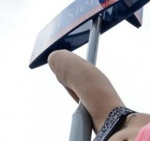 Все хорошо, только вот тут нога совсем некрасиво получилась((