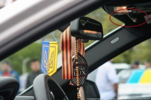 нормально зависают че