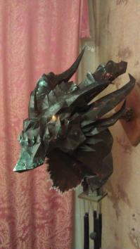 Голова, руки и ножницы