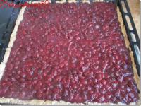 Симпатишно, но если что - всё самое "вкусное" останется на противене... тьфу, то есть на дороге.