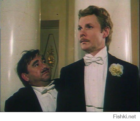 "Сильва", музыкальная комедия, 1981г., роль графа Вильгельма фон Эгенберга, отца Стасси.
"...- Если хотите быть счастливым в браке - никогда, никогда не женитесь"...