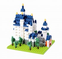 А мне сейчас больше приглянулись конструкторы серии NANOBLOCK. Детали на 200% меньше. Места мало занимают.Для начала купил ребенку. Маленький замок. Потом может большой замок куплю. Он еще и с подсветкой (цена около 12000 руб. Около 6000 деталей)))