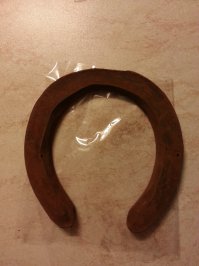 Шоколадные изделия... Нам на работе ребята такие подарки на 8 марта сделали :) было очень неожиданно и прикольно