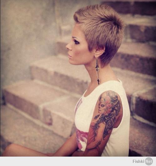 Татуированные фитоняшки